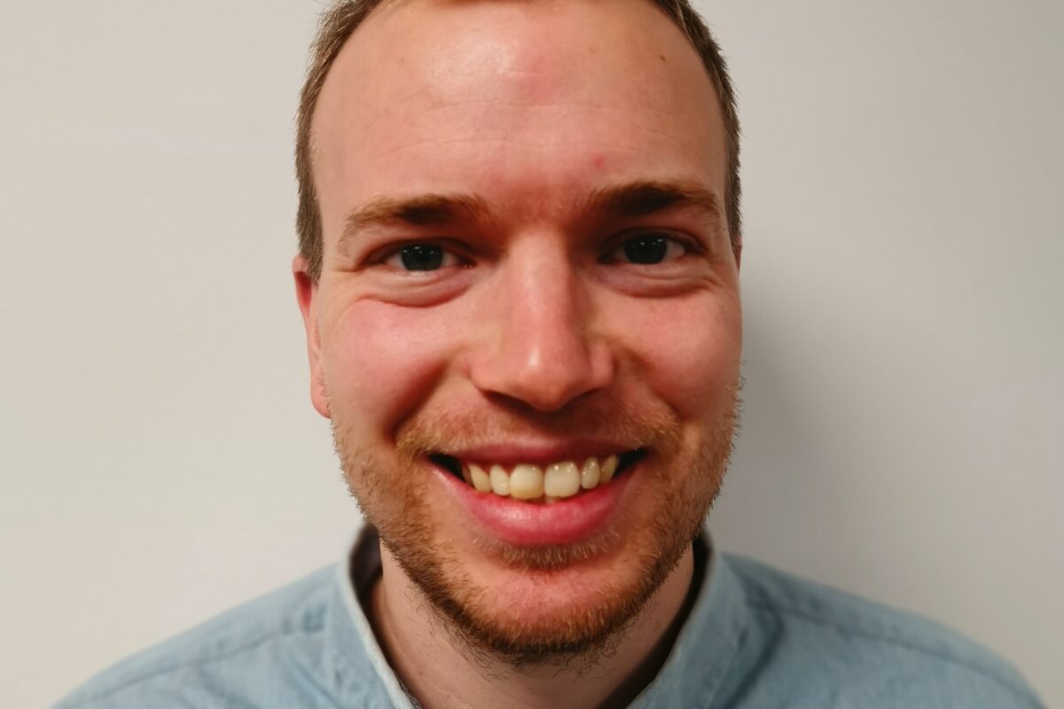 Geolog Gaute H. Sandnes (31) kommer fra miljøavdelingen i Cowi Tromsø til Cautus Geo.