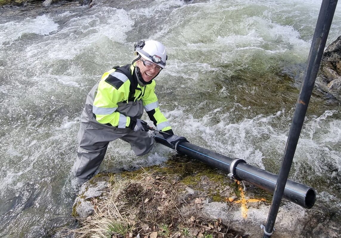 – Våre tjenester er viktige for samfunnssikkerhet, liv, miljø og store verdier, sier May Kvalheim Bagge-Lund (49). Hun er leder for vann og miljø i Cautus Geo.