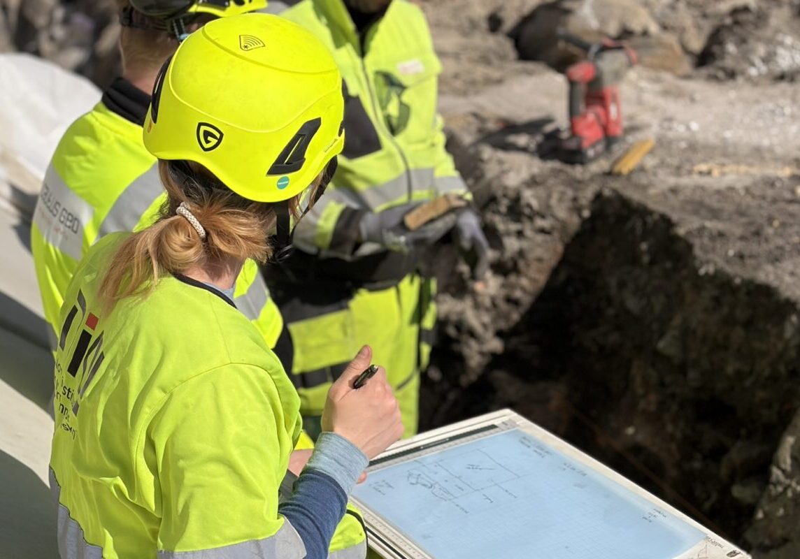 De arkeologiske undersøkelsene i bykjernen i Skien pågår i 2026 og 2027. (Foto: Arkeolog Kristine Ødeby Haugan, NIKU – Norsk institutt for kulturminneforskning)